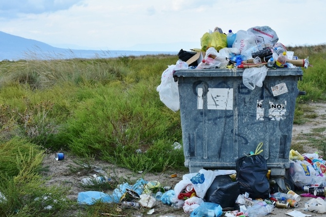 Powietrze i śmieci wyzwaniami w ochronie środowiska