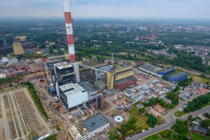 Nowy rurociąg połączył systemy ciepłownicze Zabrza i Bytomia