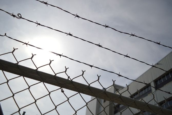 Sąd: samorząd nie ma obowiązku dostarczać maseczek antysmogowych