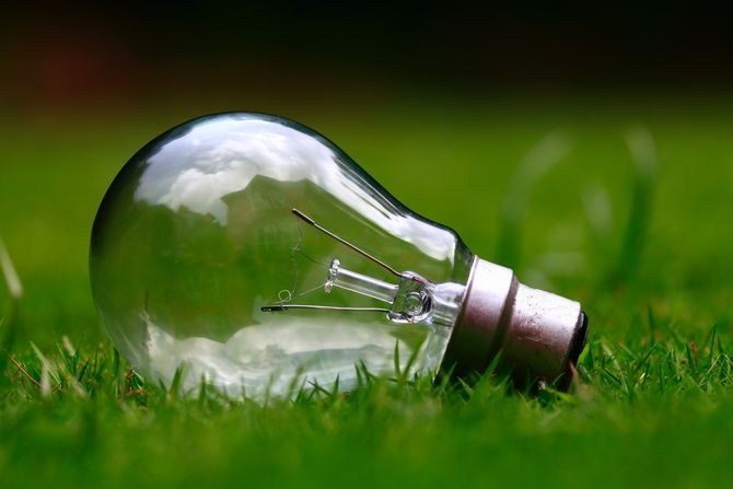 Webinarium „Nowa etykieta energetyczna dla sprzętu oświetleniowego”