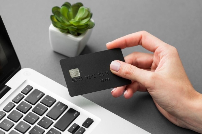 Jak zwiększyć swoją zdolność kredytową dzięki karcie kredytowej?