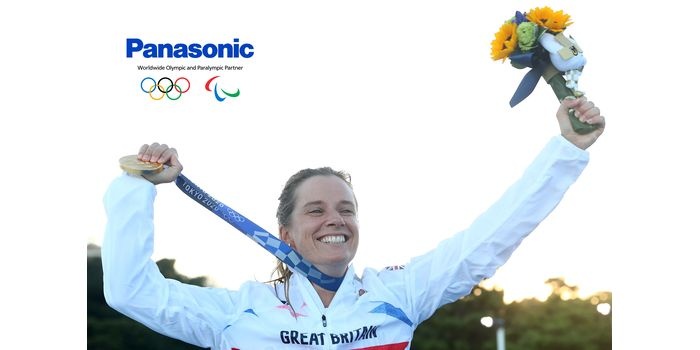 Dwukrotna złota medalistka olimpijska Hannah Mills w Teamie Panasonic