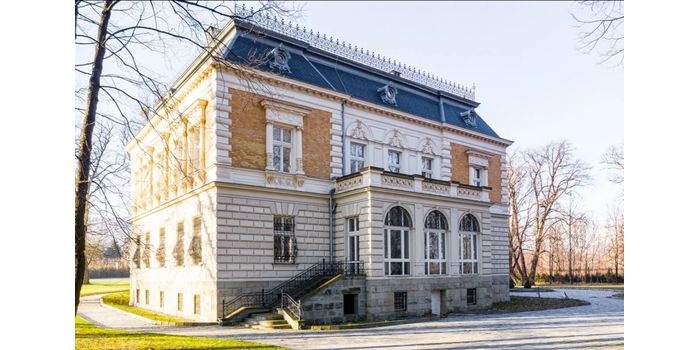 Termomodernizacja budynku zabytkowego w kierunku wysokiej efektywności energetycznej i jakości środowiska wewnętrznego