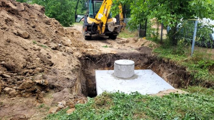 Dlaczego szambo 10m3 to najczęstszy wybór na działce bez kanalizacji?