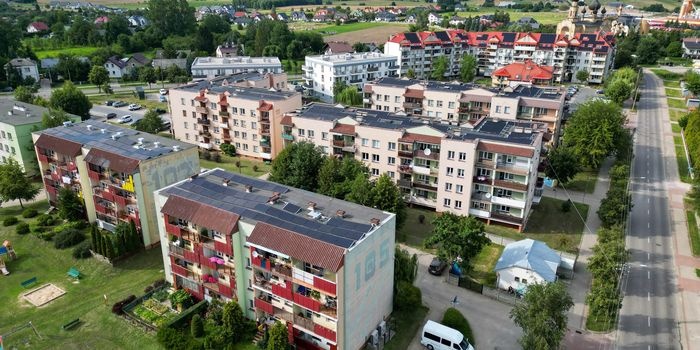 Od emisyjnych źródeł do inteligentnego zarządzania ciepłem – inwestycja w OZE oraz automatyzację