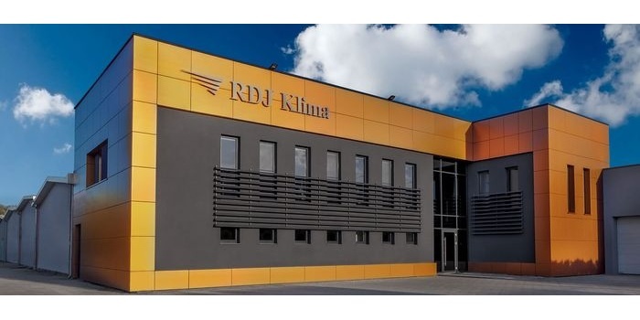 Porównanie dwóch systemów wentylacji mechanicznej w budynku biurowym