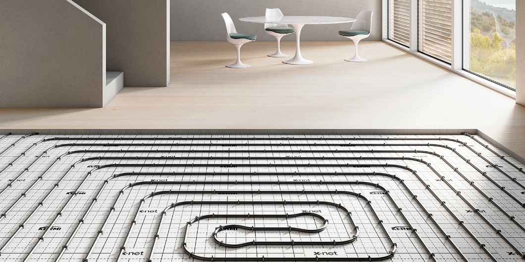 KERMI x-net® – regulacja temperatury pomieszczeń, która porządkuje ogrzewanie i chłodzenie płaszczyznowe
