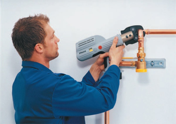 Złączki zaprasowywane do instalacji gazowych