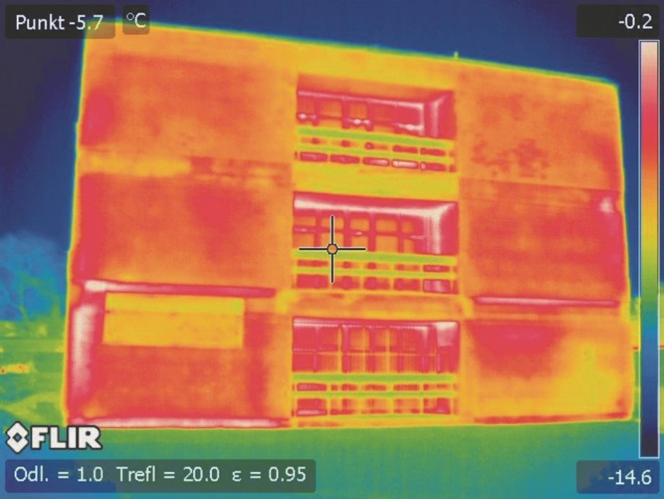 Fot. 5. Obraz termowizyjny ściany szczytowej budynku A