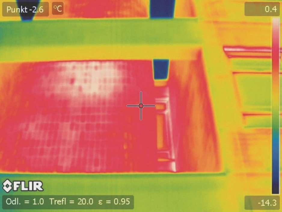Fot. 6. Obraz termowizyjny ścian klatki schodowej