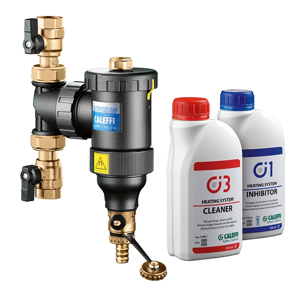 Zestaw: 
- separator zanieczyszczeń z zaworami kulowymi i magnesem,
- C3 CLEANER,
- C1 INHIBITOR.