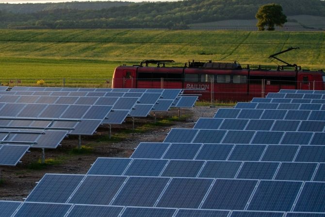 Stabilność produkcji energii elektrycznej z instalacji fotowoltaicznej – wpływ dystrybucji przestrzennej
fot. Pixabay.com