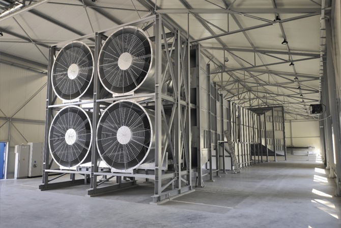 Fot. 1. Tunel aerodynamiczny od strony wyrzutowej