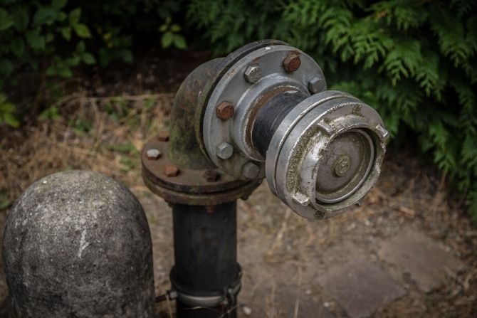 Koszty budowy wodociąg&oacute;w. Czy gmina zwr&oacute;ci je mieszkańcowi?
Fot. pixabay.com