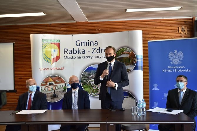 Pilotaż projektu instalacji pomp ciepła w Krynicy Zdroju i Rabce Zdroju
Fot. MKiŚ