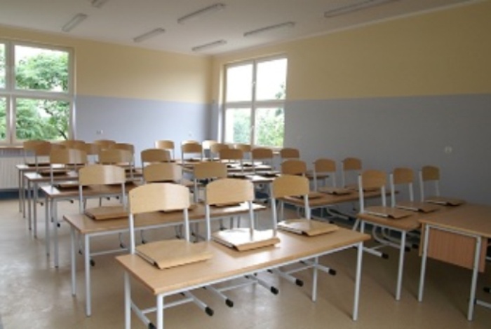Eksploatacja pomieszczeń lekcyjnych jest specyficzna, a jej rezultatem jest duże zapotrzebowanie na świeże powietrze
www.sxc.hu