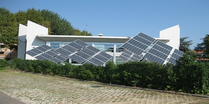 Panel solarny
fot. freeimages.com