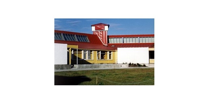 Medi&aring; School w norweskim Grong
www.hybvent.civil.aau.dk