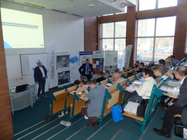 sala wykładowa politechniki śląskiej w gliwicach