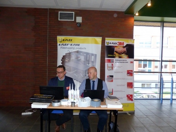 stoisko k-flex na konferencji