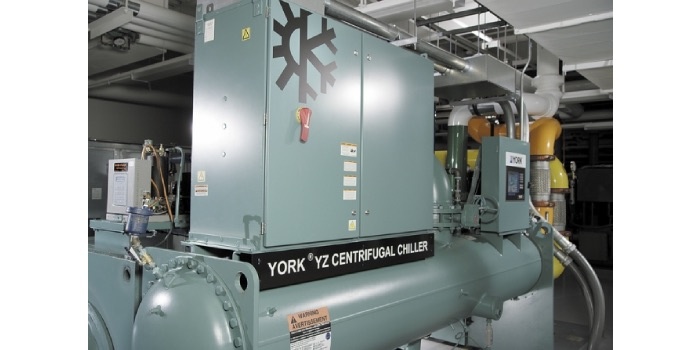 Odśrodkowy agregat wody lodowej YORK&reg; YZ
Fot. Johnson Controls