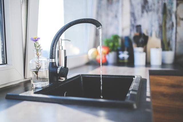Bezpieczeństwo jakości wody w budynkach wielorodzinnych, fot. pixabay